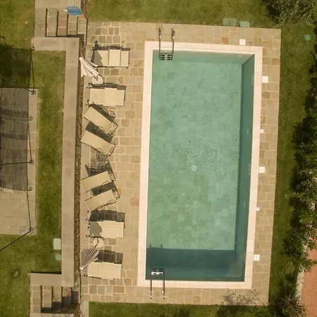 别墅 Cegliolo Sleeps 10 With Pool Air Con And Wifi